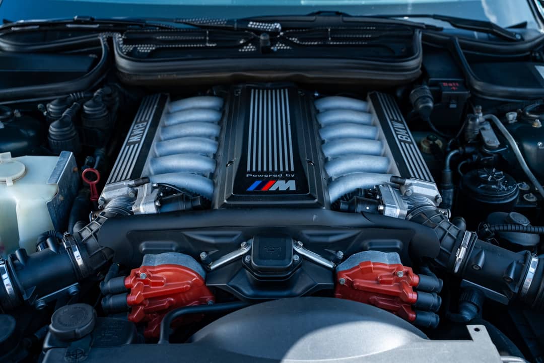 1995 BMW 8 Series 850CSi — photo 35