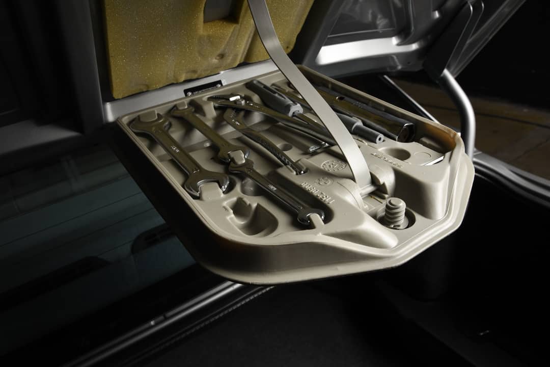 1988 BMW M3 — photo 14