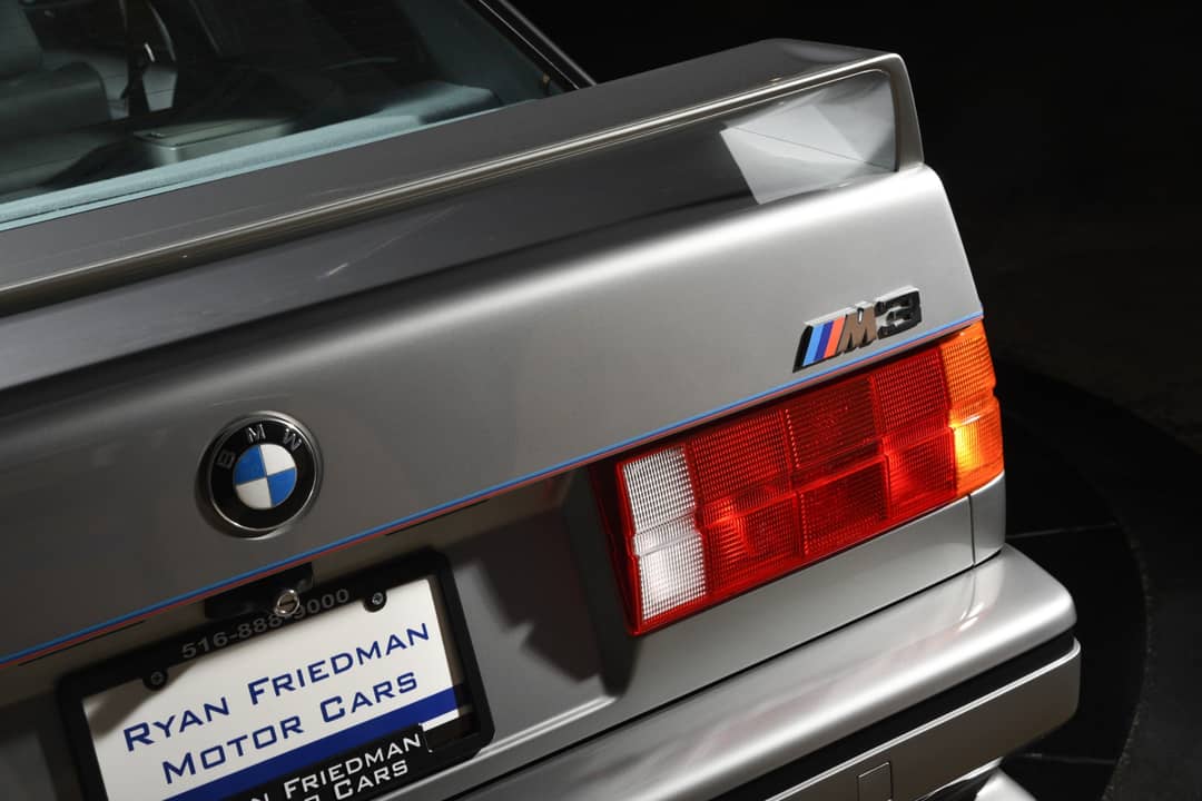 1988 BMW M3 — photo 17
