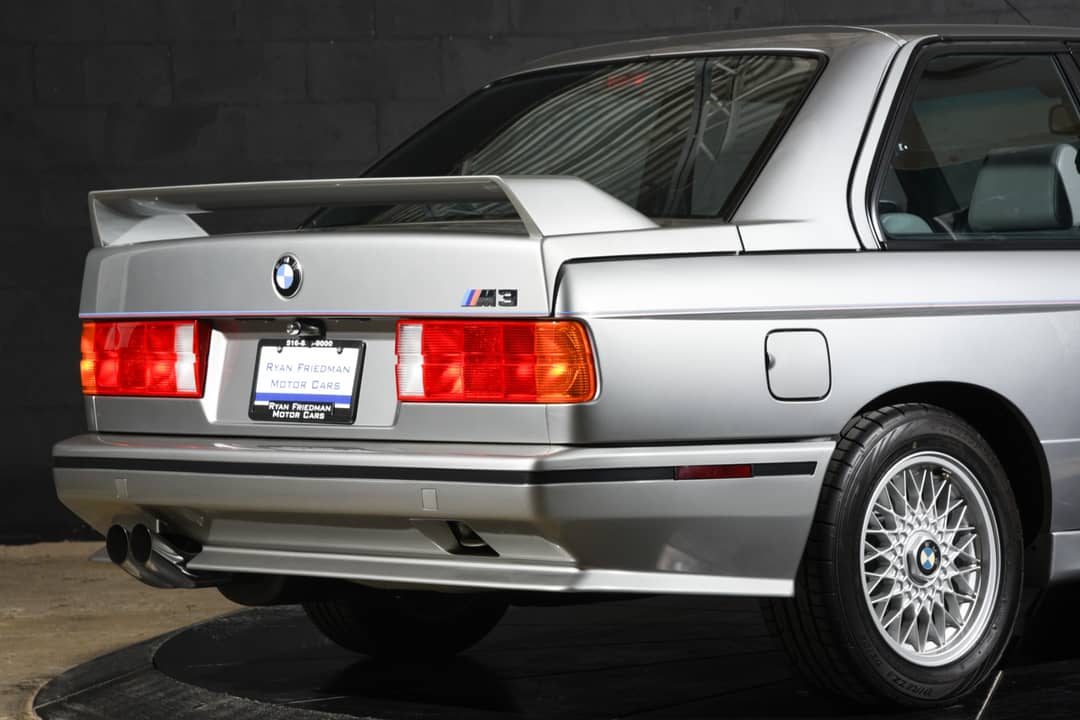 1988 BMW M3 — photo 20