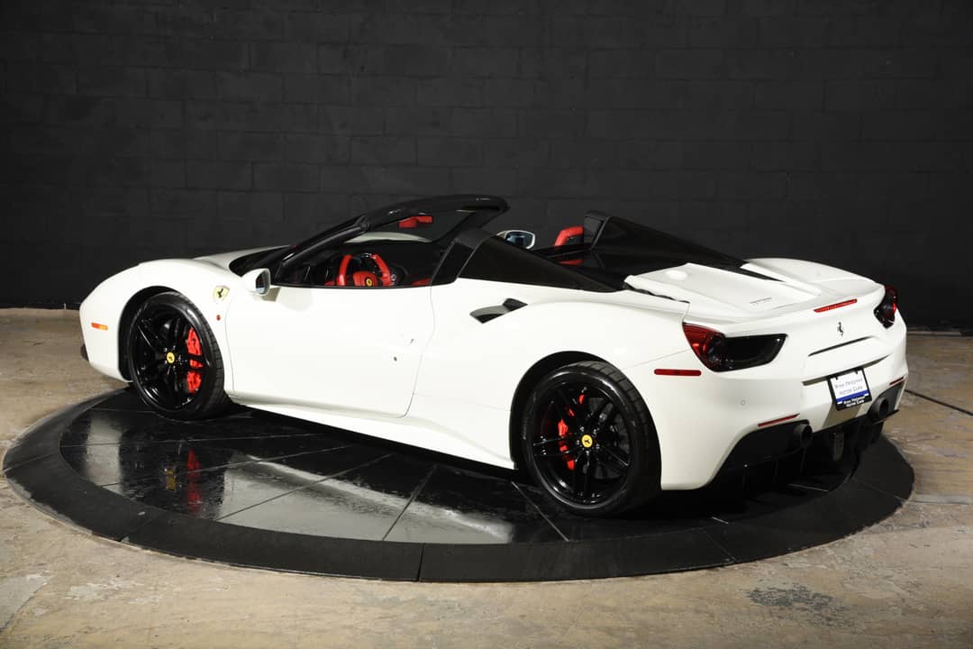2017 Ferrari 488 Spider — photo 18