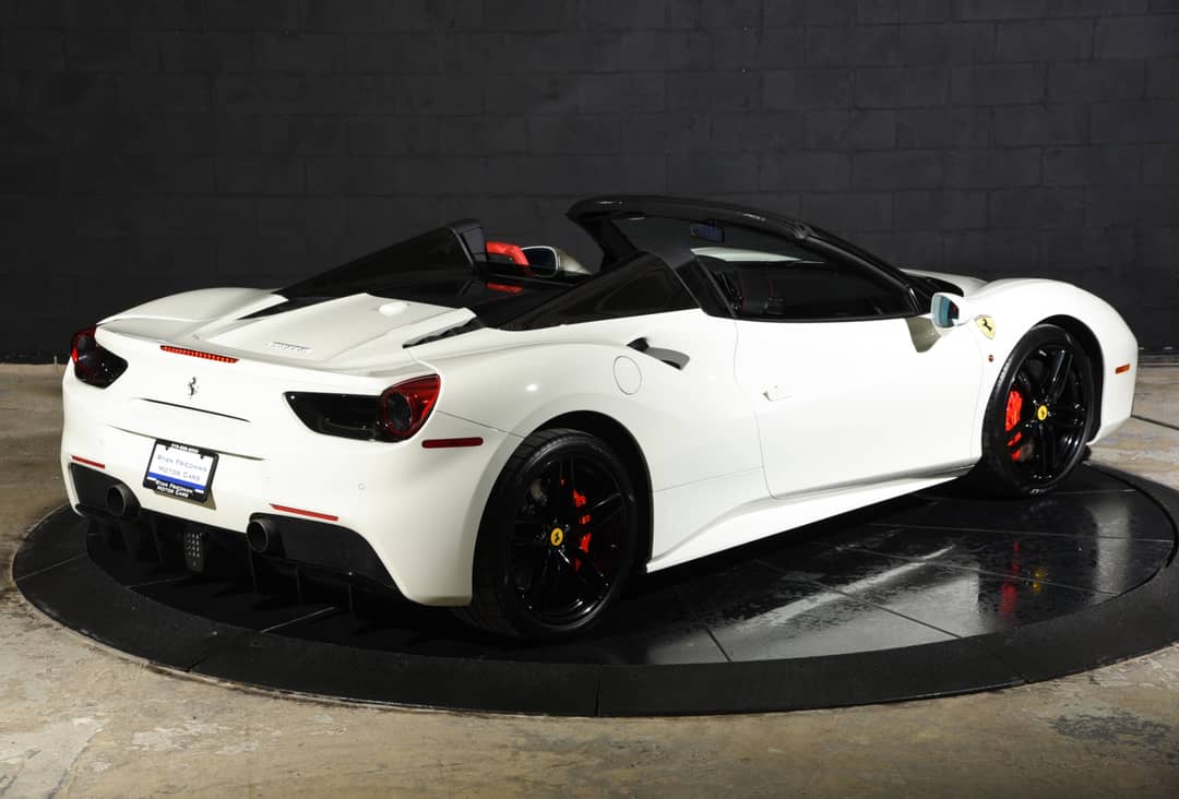 2017 Ferrari 488 Spider — photo 28