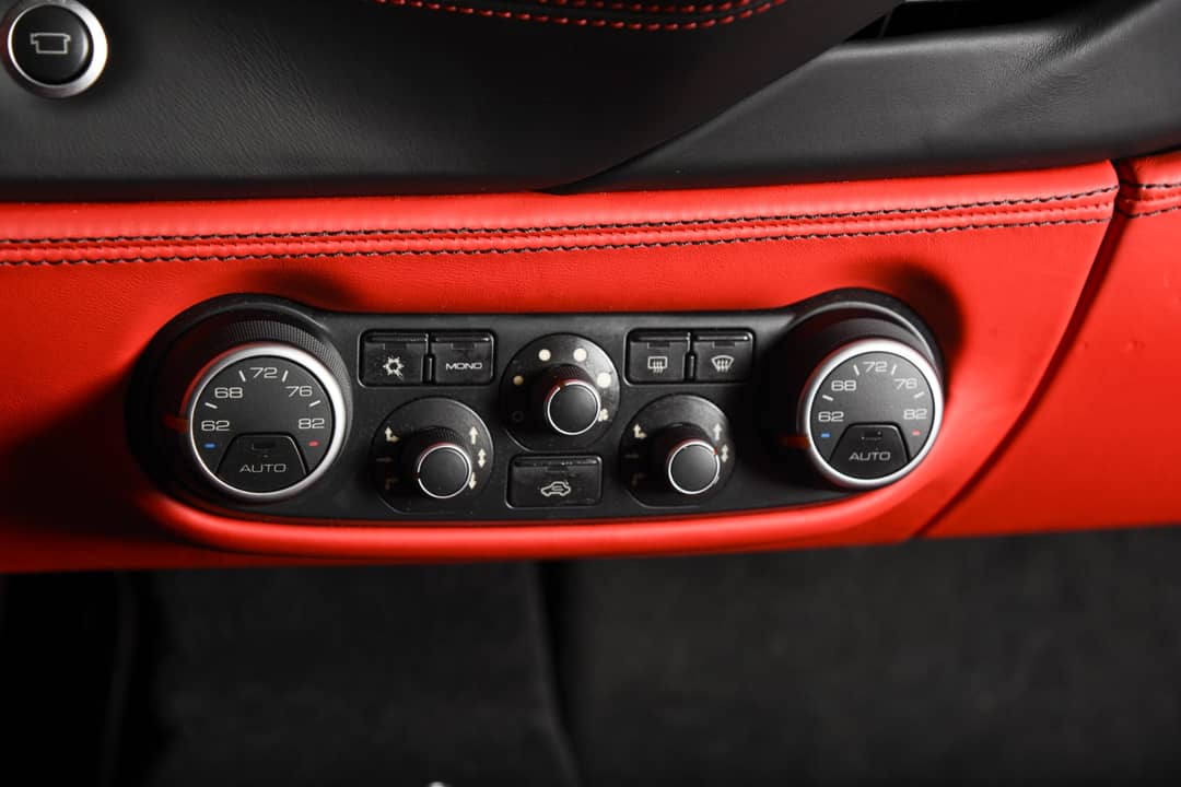 2017 Ferrari 488 Spider — photo 44