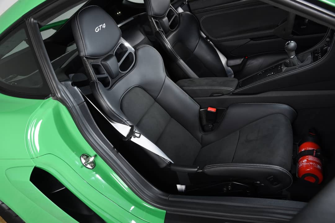 2023 Porsche 718 Cayman GT4 — photo 16
