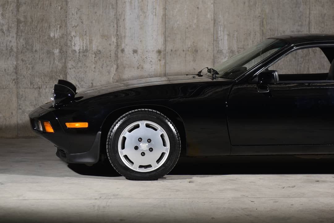 1986 Porsche 928 S — photo 16
