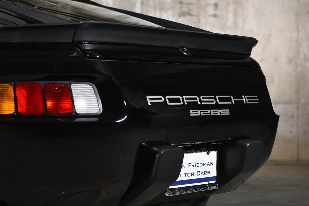 1986 Porsche 928 S — photo 20