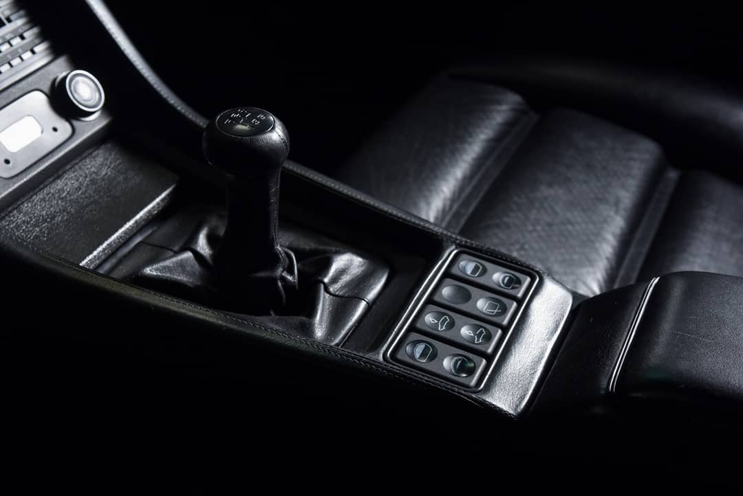 1986 Porsche 928 S — photo 26