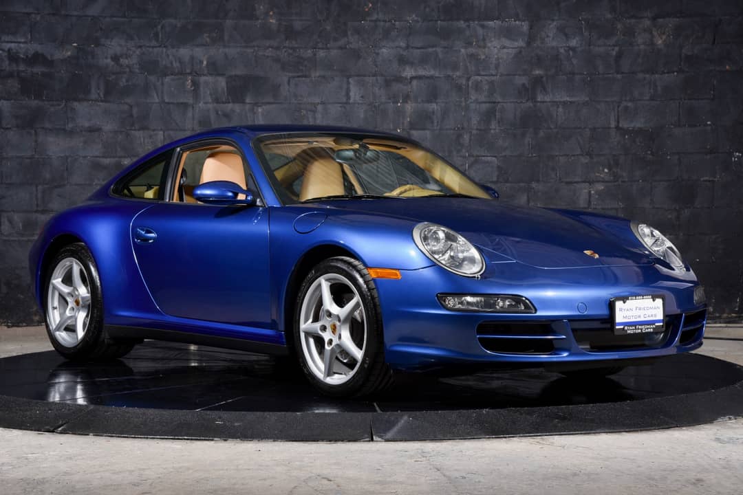 2007 Porsche 911 Carrera 4 — photo 2