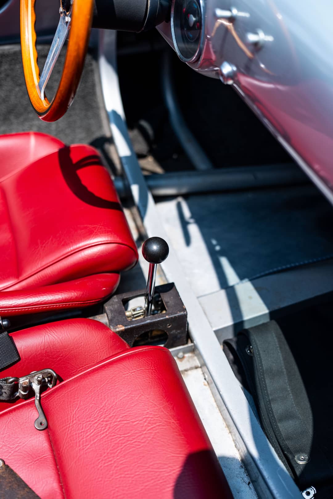 1956 Porsche 550 Spyder Replica — photo 27