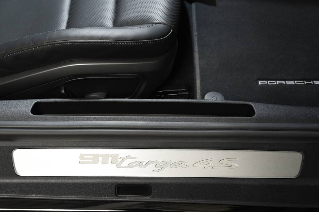 2022 Porsche 911 Targa 4S — photo 32