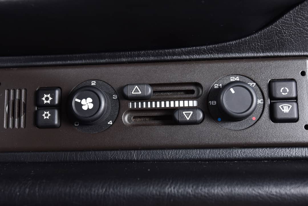 1996 Porsche 911 Carrera — photo 25