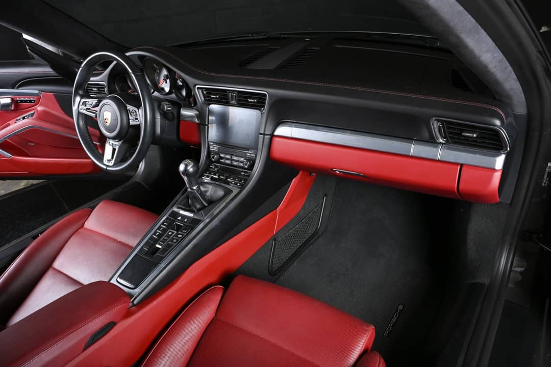 2018 Porsche 911 Carrera S — photo 10