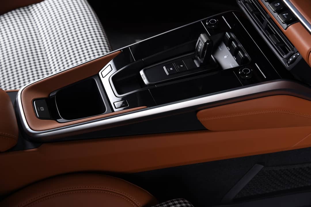 2023 Porsche 911 Turbo S — photo 25