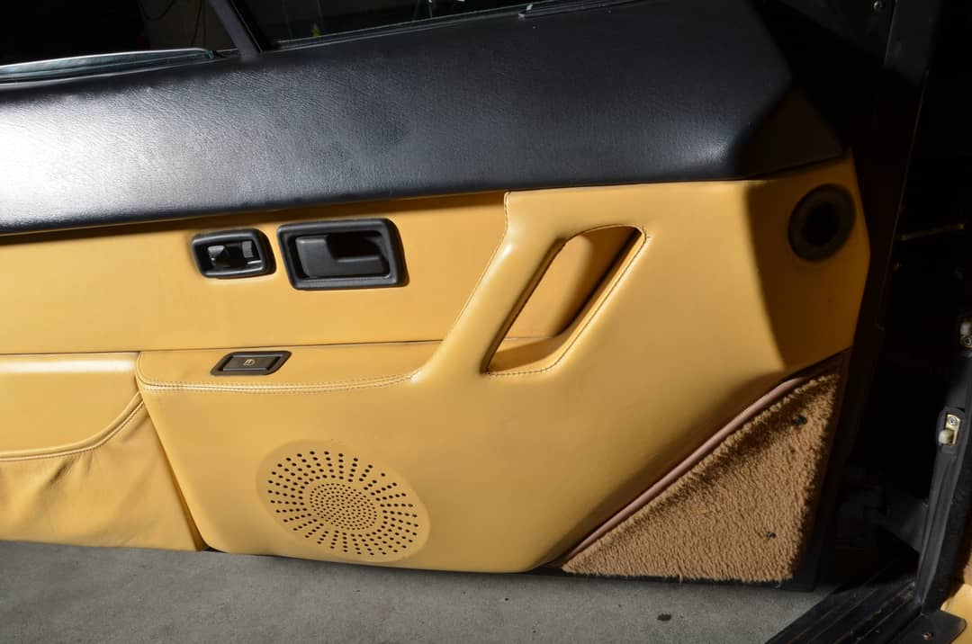 1987 Ferrari Mondial Spider — photo 45