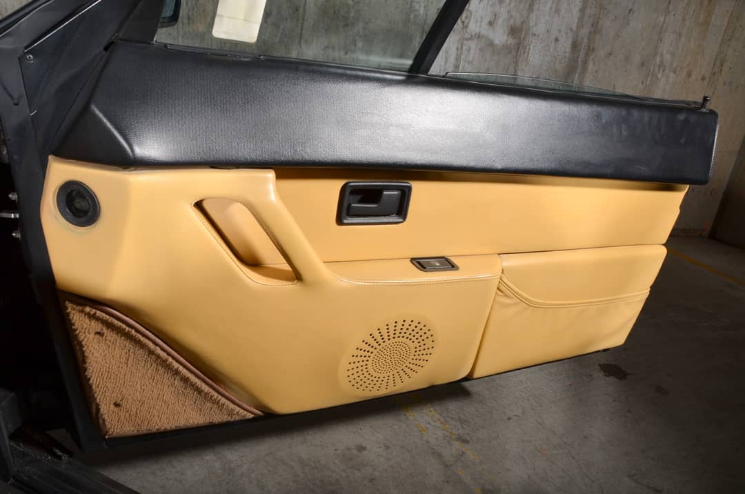 1987 Ferrari Mondial Spider — photo 55