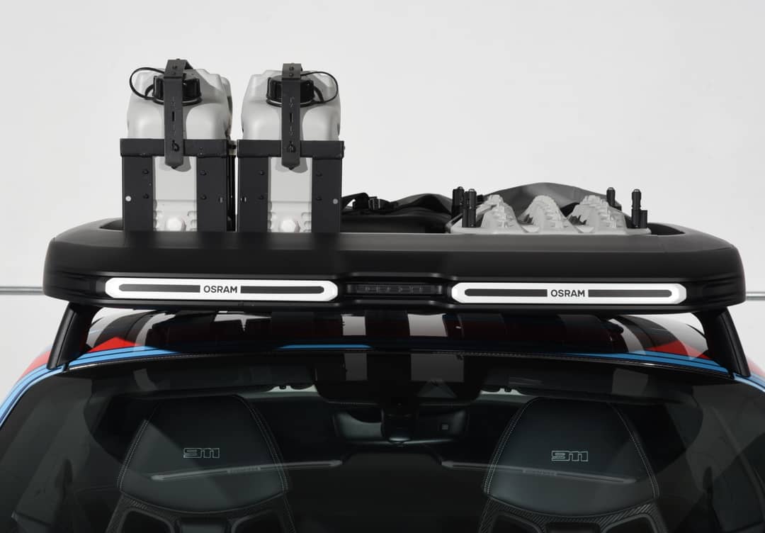 2024 Porsche 911 Dakar — photo 17