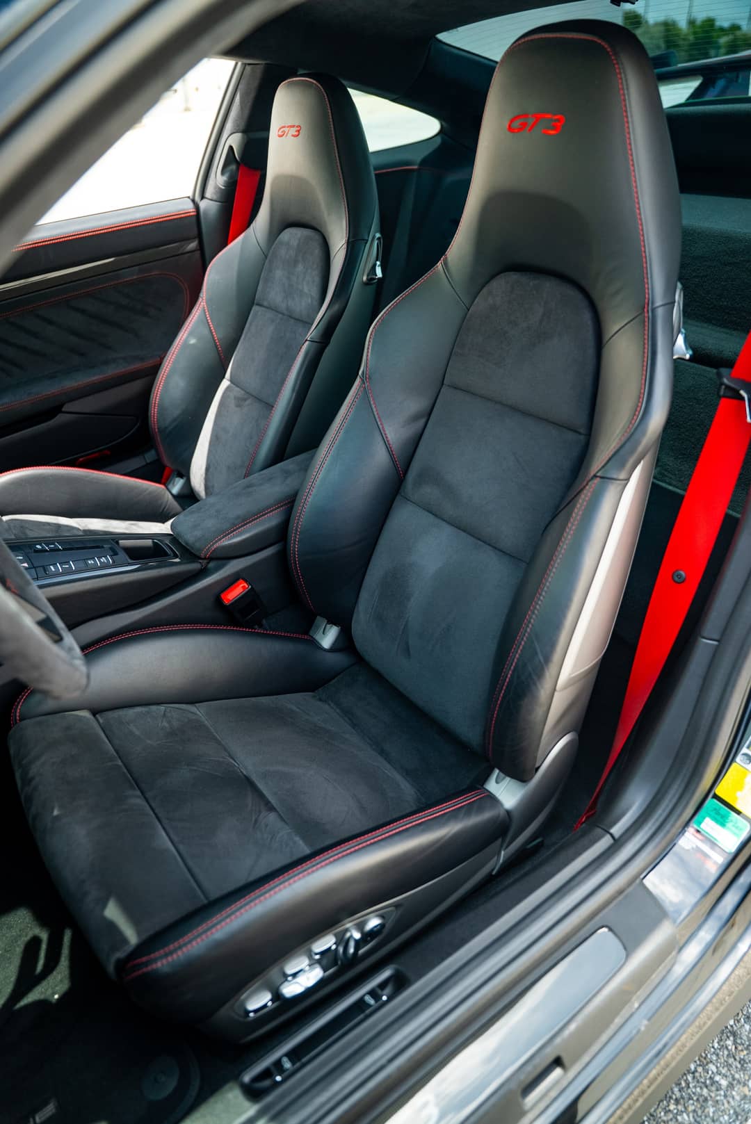 2018 Porsche 911 GT3 — photo 6