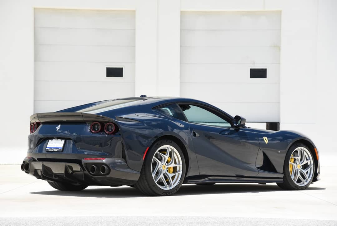 2020 Ferrari 812 Superfast — photo 3