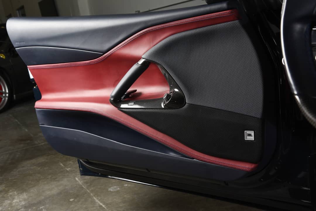 2020 Ferrari 812 Superfast — photo 23
