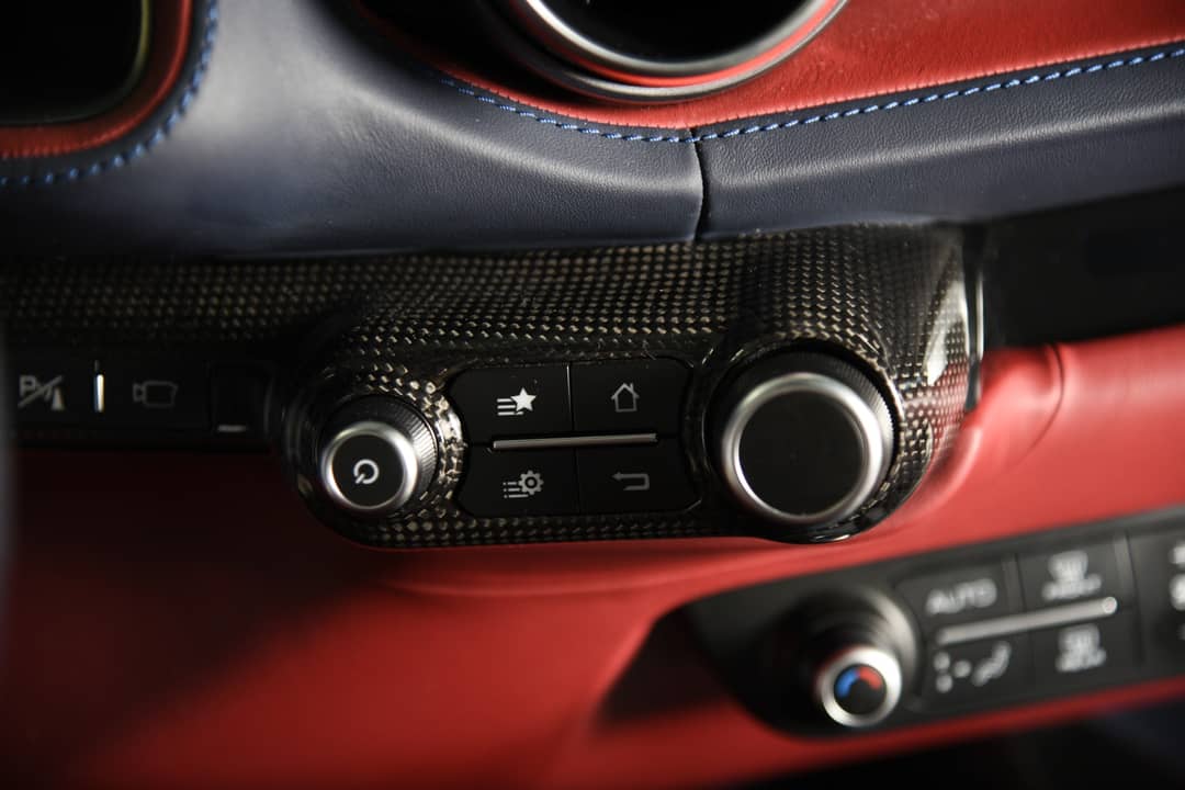 2020 Ferrari 812 Superfast — photo 30