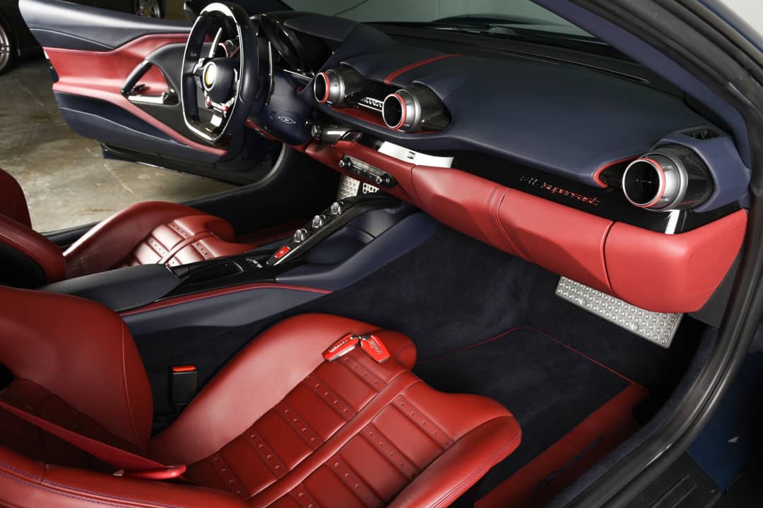 2020 Ferrari 812 Superfast — photo 36