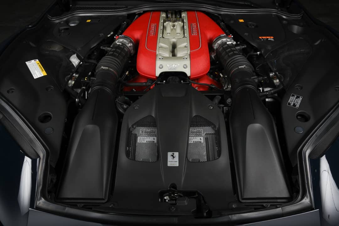 2020 Ferrari 812 Superfast — photo 40