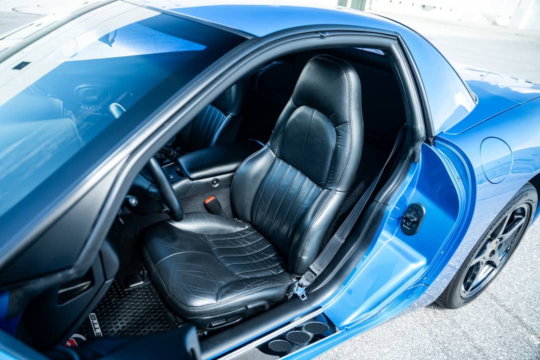 2000 Chevrolet Corvette — photo 13