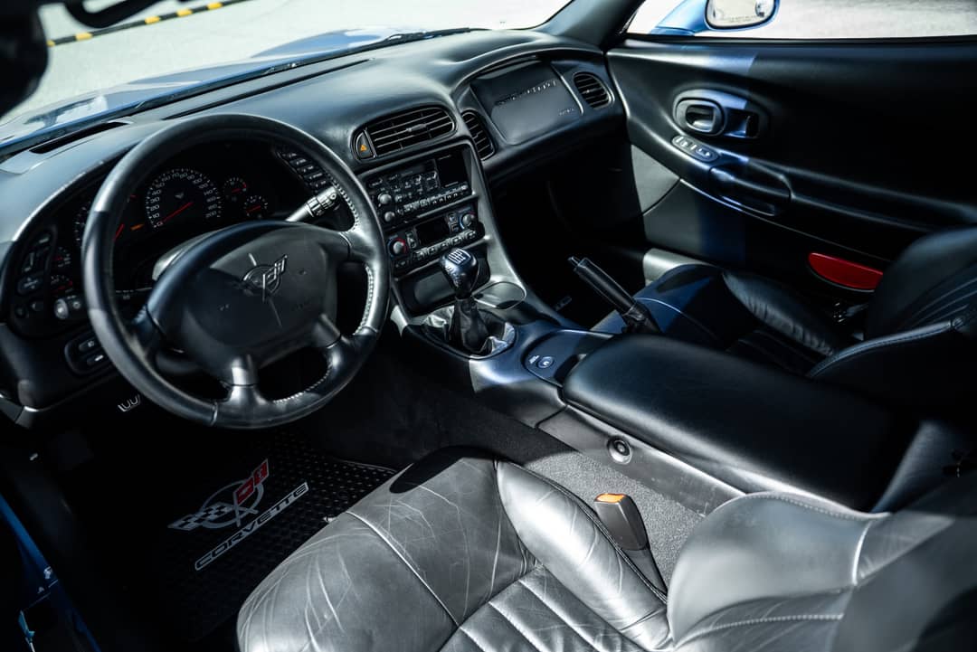 2000 Chevrolet Corvette — photo 16