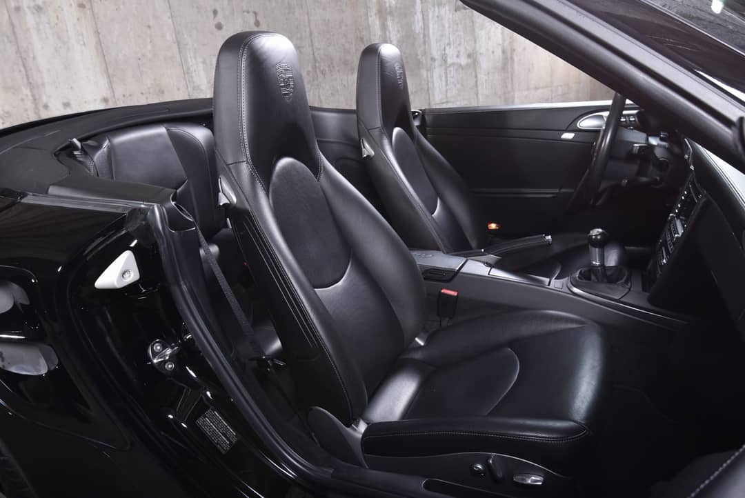 2012 Porsche 911 Turbo — photo 25