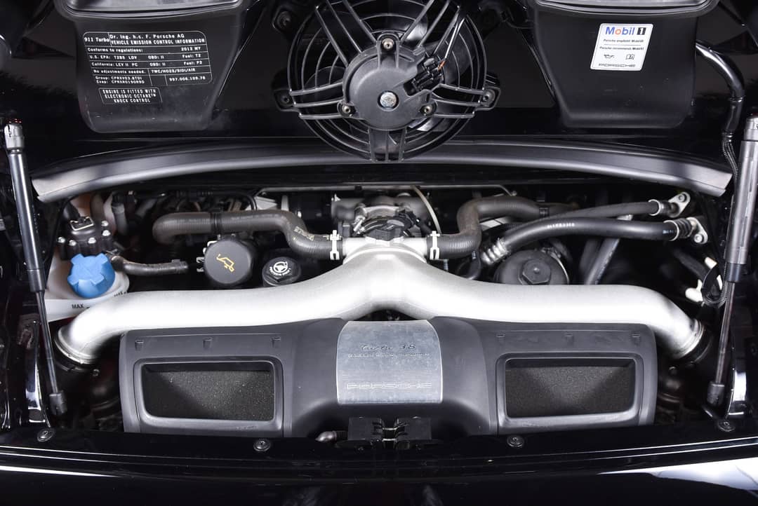2012 Porsche 911 Turbo — photo 44