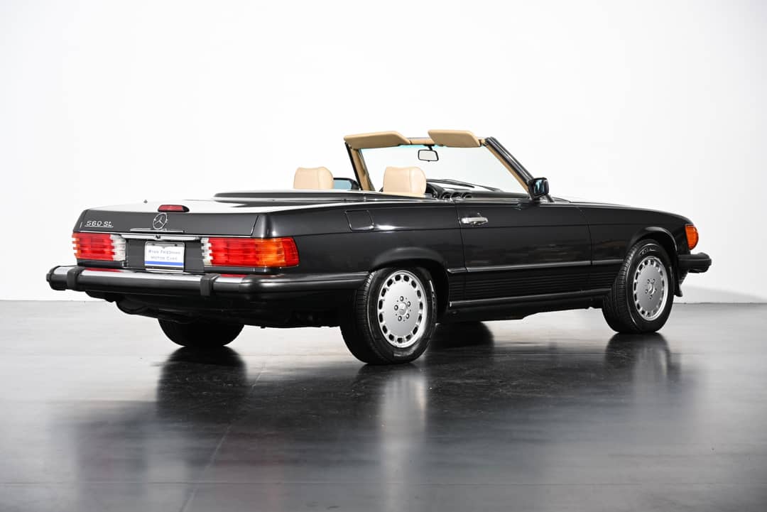 1989 Mercedes-Benz 560-Class 560 SL — photo 3