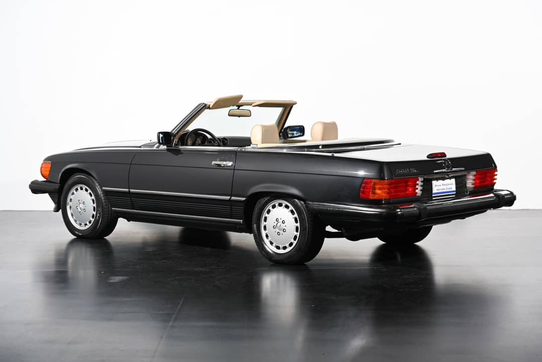 1989 Mercedes-Benz 560-Class 560 SL — photo 8