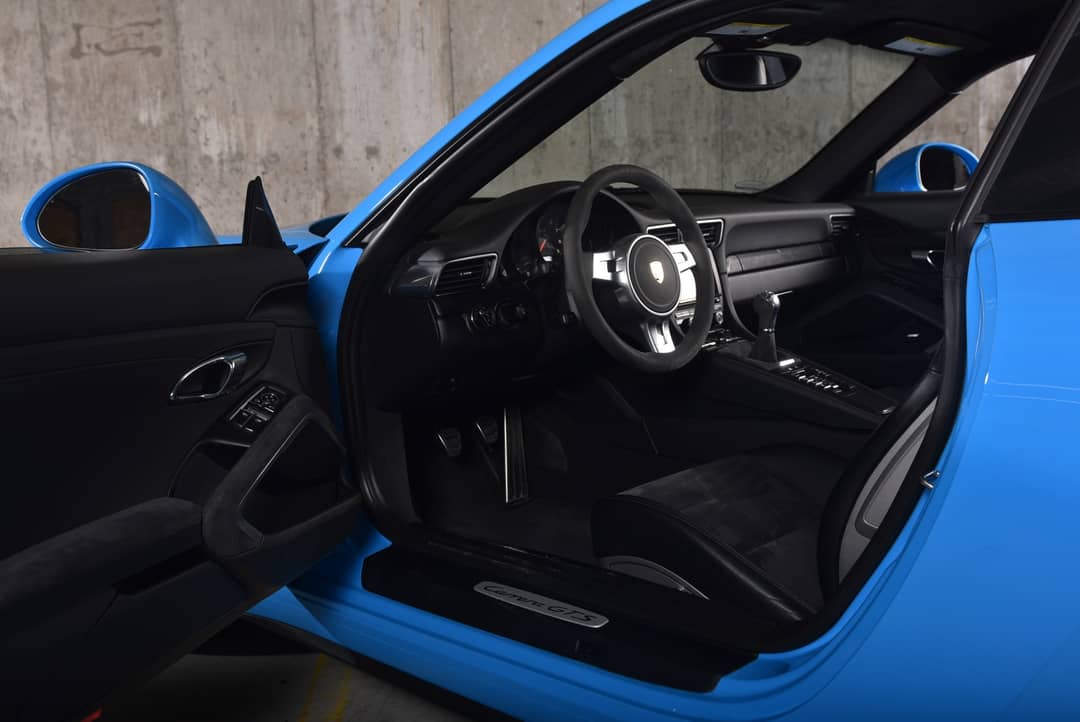 2016 Porsche 911 Carrera GTS — photo 9