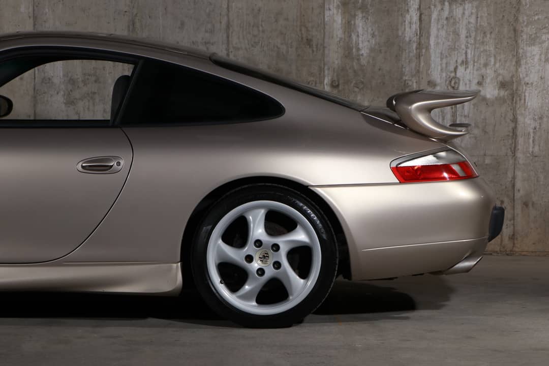 2000 Porsche 911 Carrera — photo 21