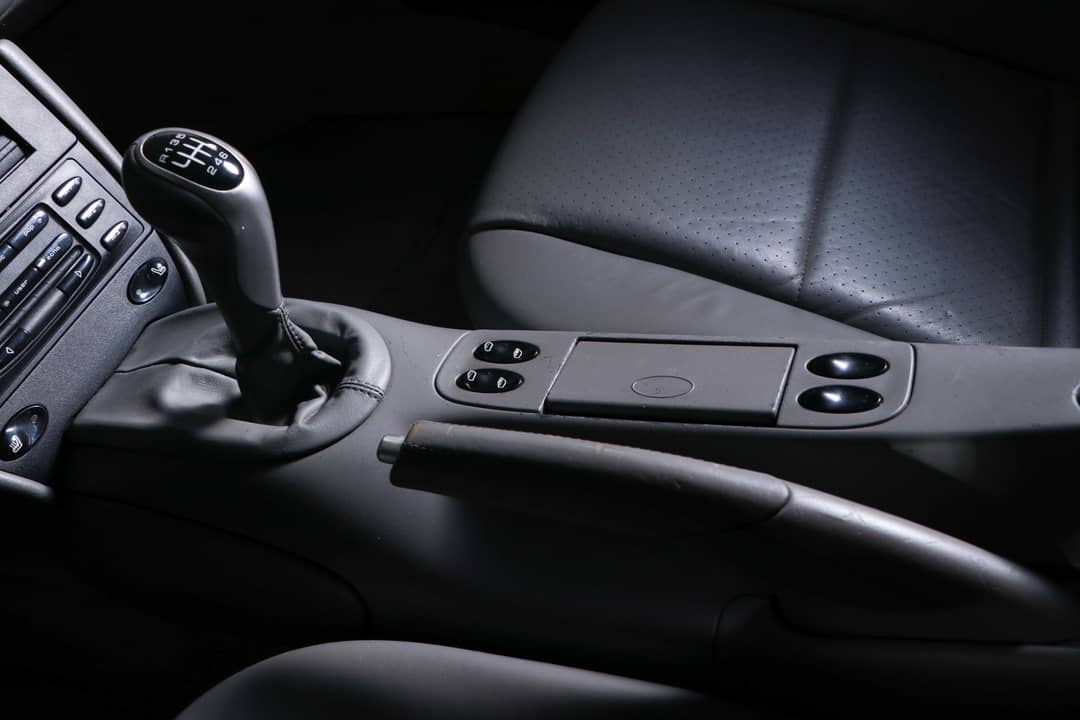 2000 Porsche 911 Carrera — photo 29