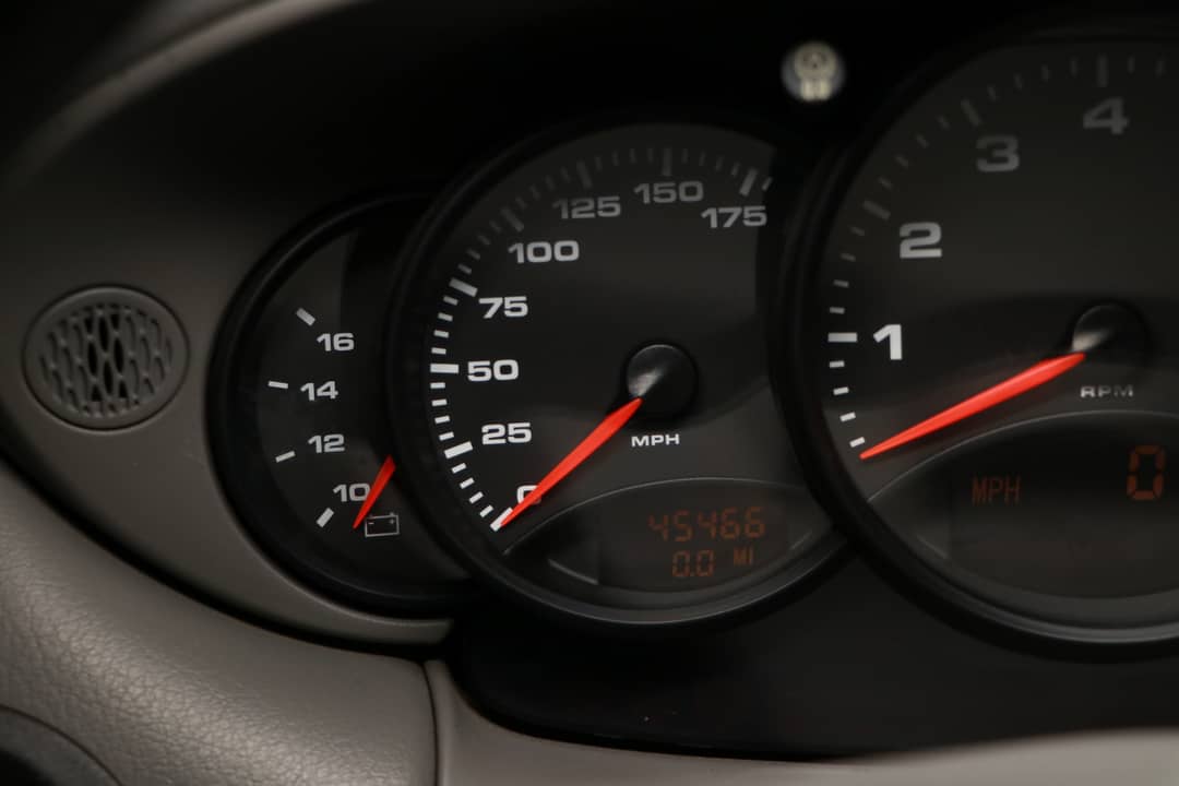 2000 Porsche 911 Carrera — photo 48