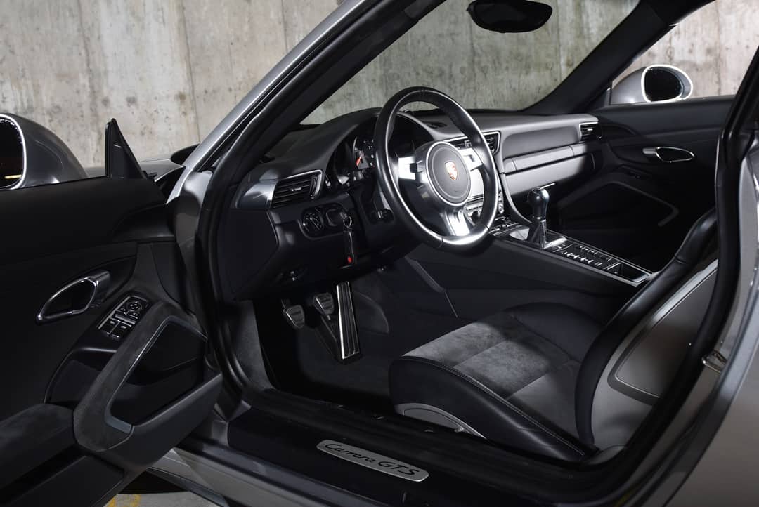 2016 Porsche 911 Carrera GTS — photo 14