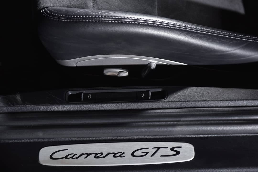 2016 Porsche 911 Carrera GTS — photo 15