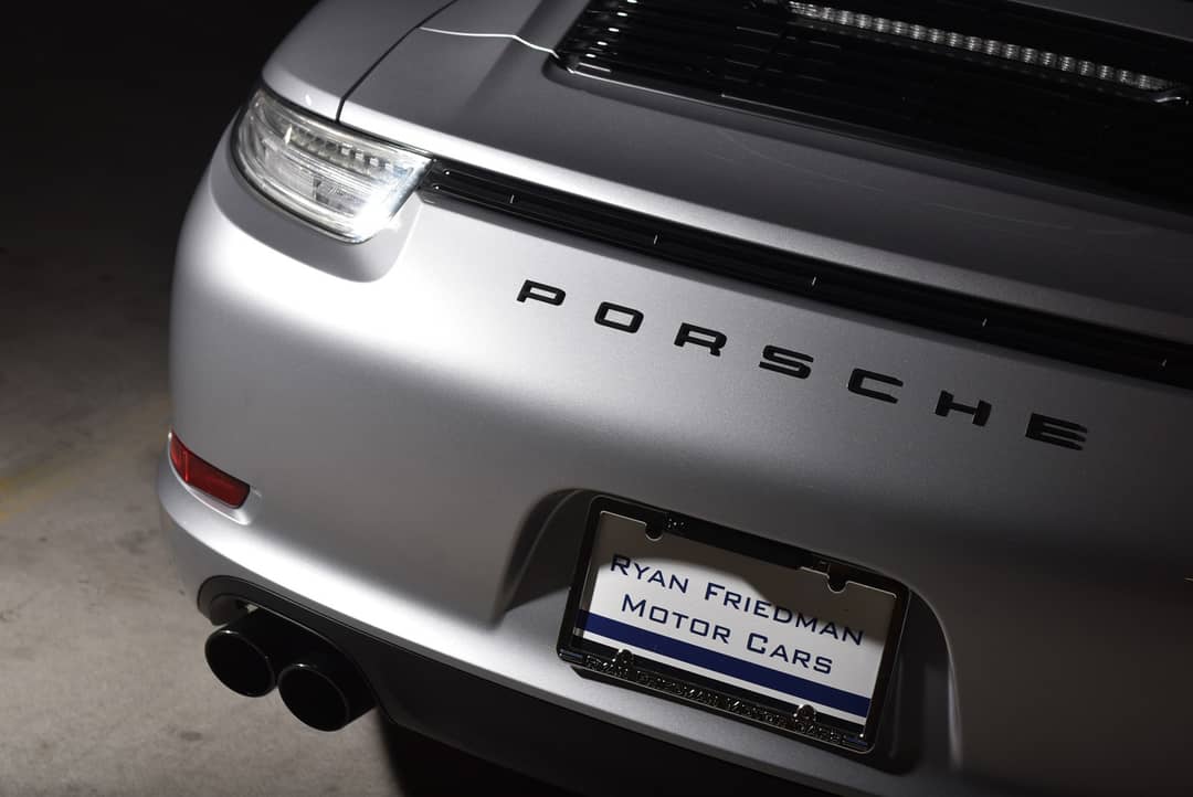 2016 Porsche 911 Carrera GTS — photo 17