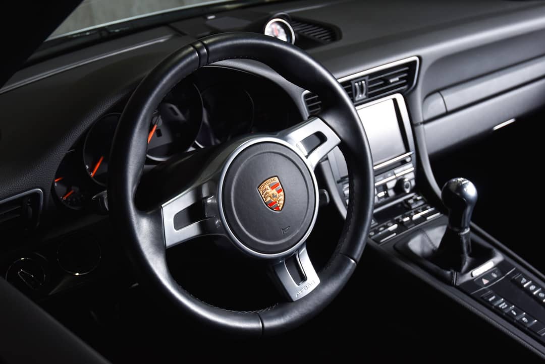 2016 Porsche 911 Carrera GTS — photo 21
