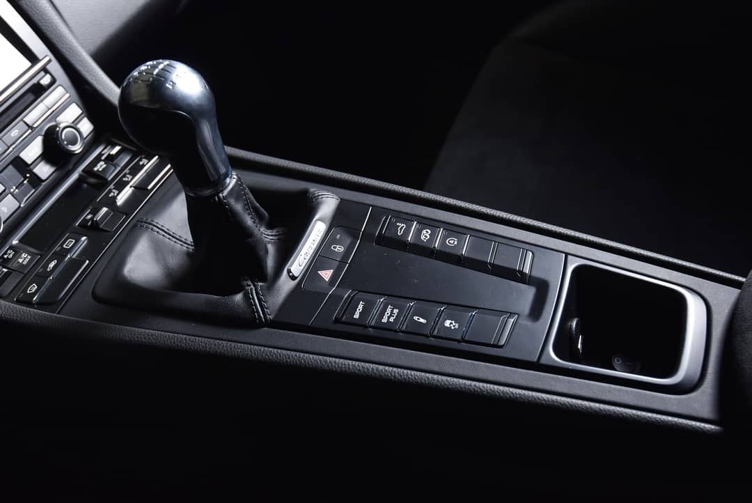 2016 Porsche 911 Carrera GTS — photo 22