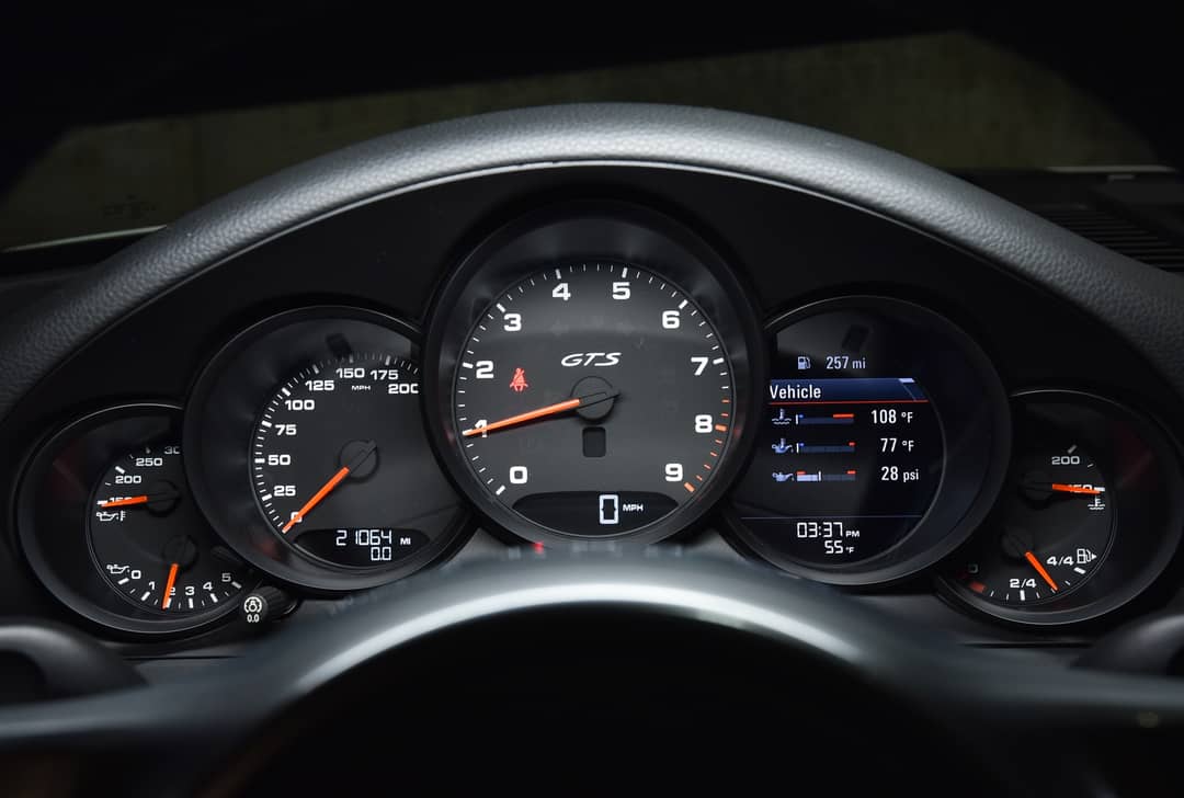 2016 Porsche 911 Carrera GTS — photo 29
