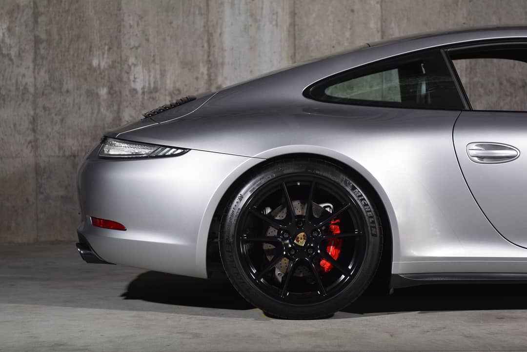 2016 Porsche 911 Carrera GTS — photo 9