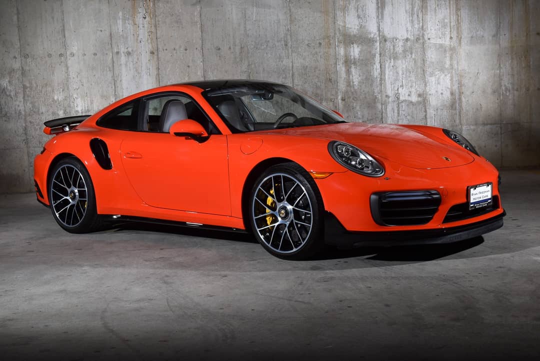 2018 Porsche 911 Turbo S — photo 2