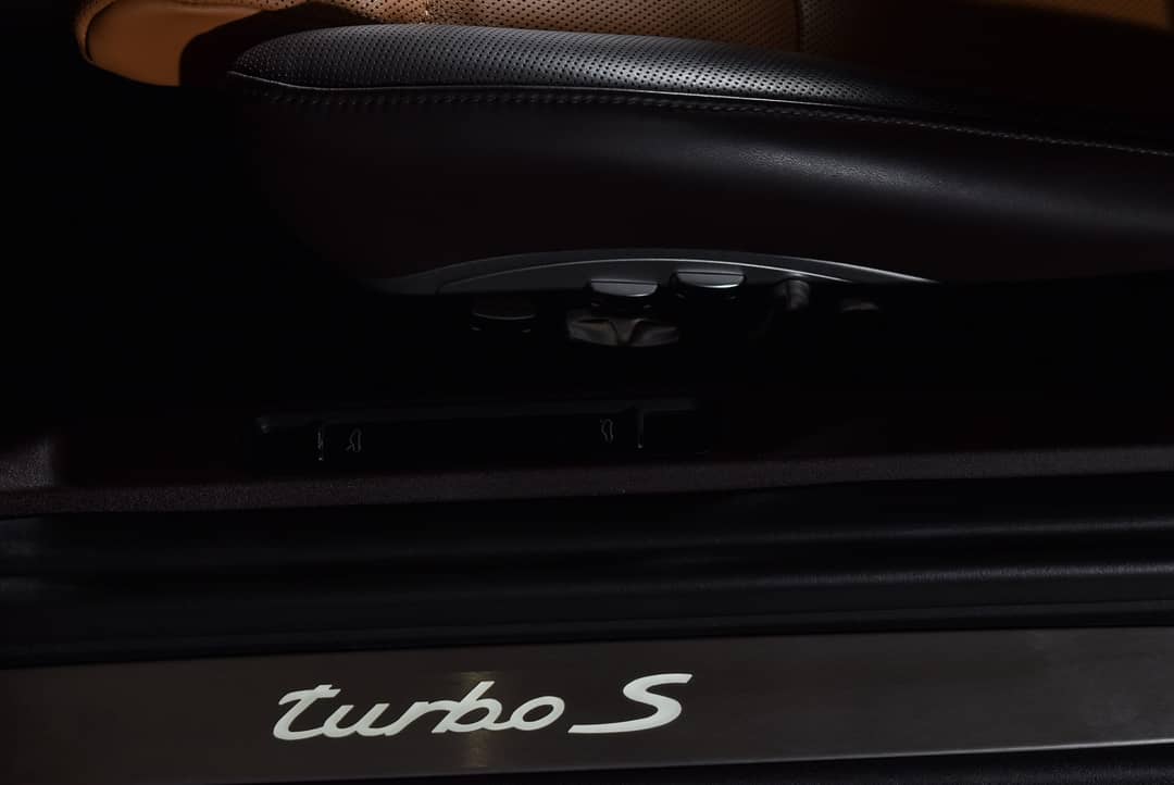 2018 Porsche 911 Turbo S — photo 20