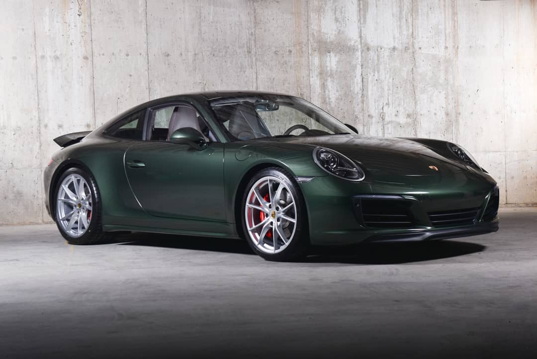 2018 Porsche 911 Carrera 4S — photo 2