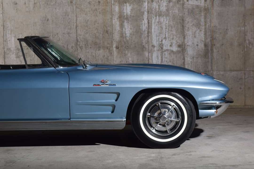 1963 Chevrolet Corvette — photo 12