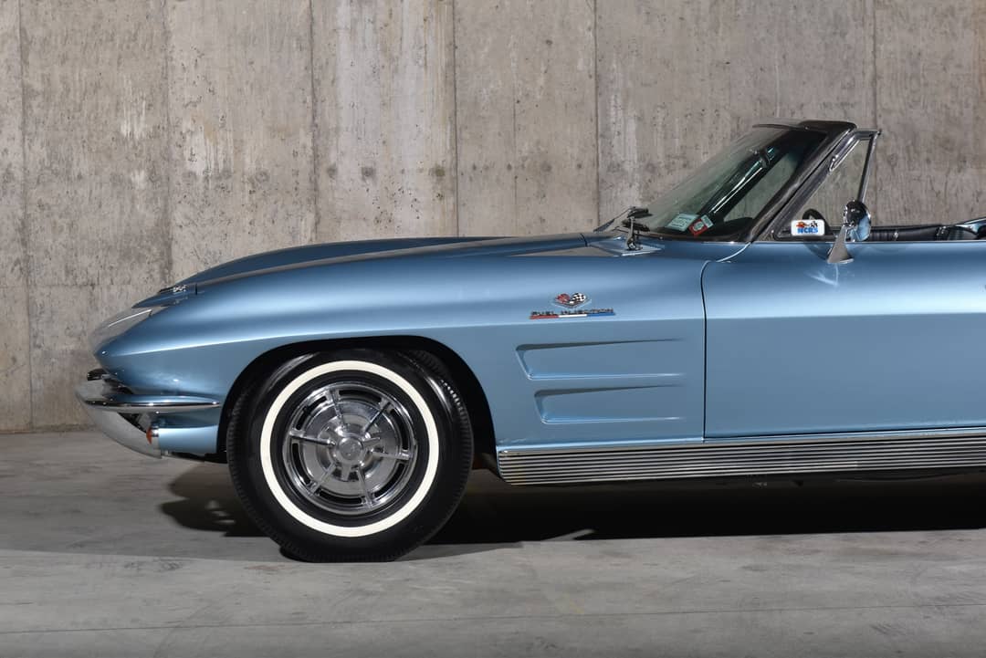 1963 Chevrolet Corvette — photo 25