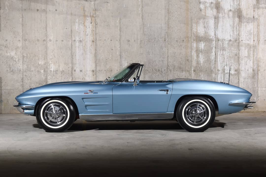 1963 Chevrolet Corvette — photo 26