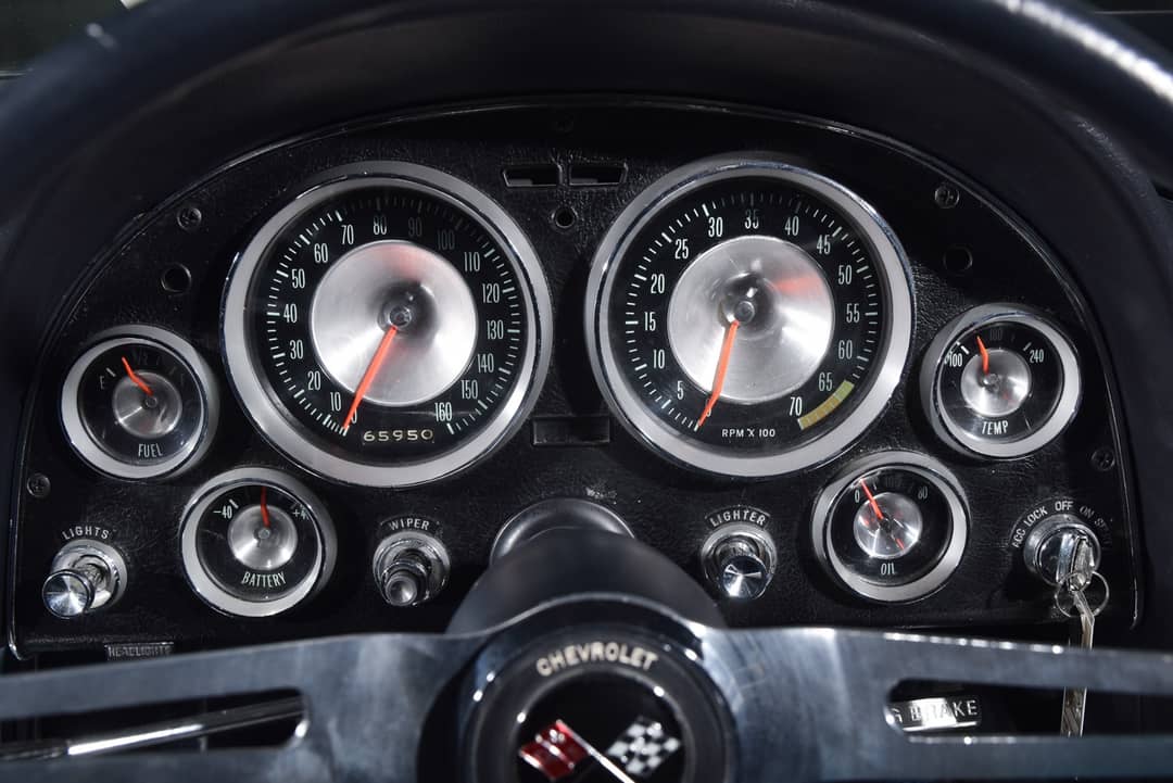 1963 Chevrolet Corvette — photo 42